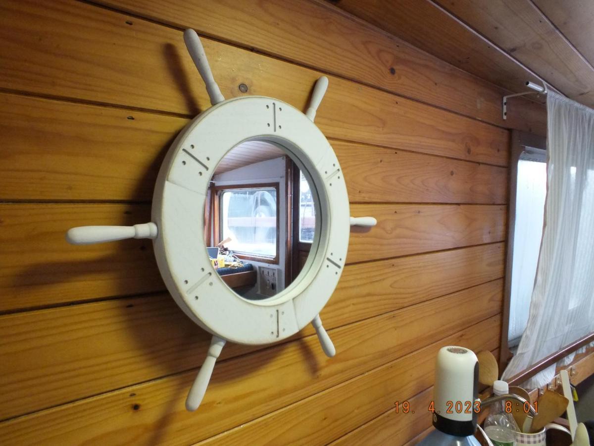Zouw Hausboat Zakotven -Pouze Ubytovani Roudnice nad Labem Exterior foto