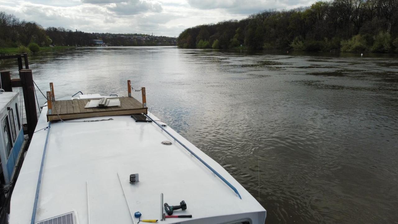 Zouw Hausboat Zakotven -Pouze Ubytovani Roudnice nad Labem Exterior foto