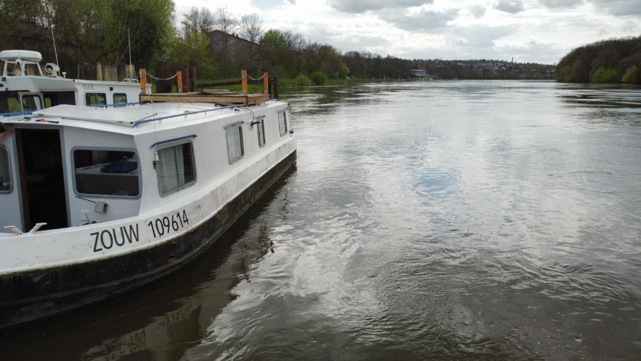 Zouw Hausboat Zakotven -Pouze Ubytovani Roudnice nad Labem Exterior foto